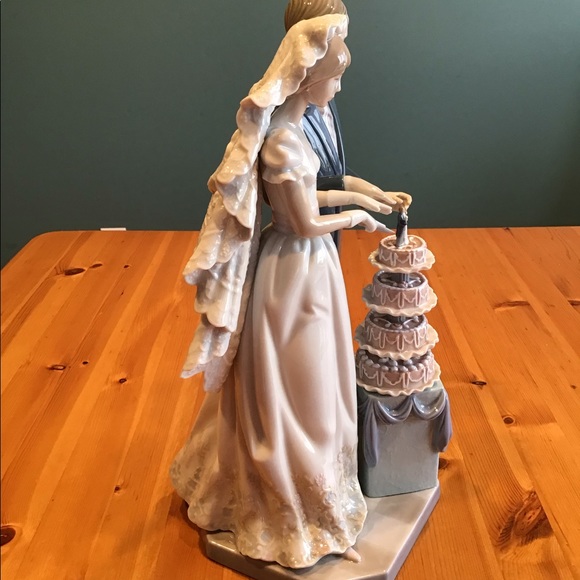 VINTAGE HUGE LLADRO WEDDING CAKE COUPLE #5587